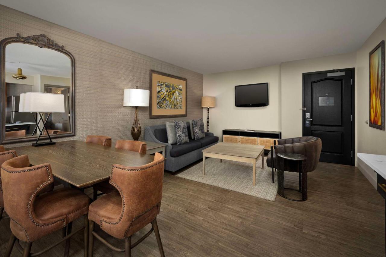 Homewood Suites By Hilton At The Waterfront Wichita Zewnętrze zdjęcie